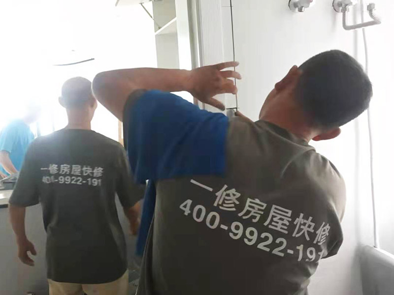 装修施工-北京浴室门维修有什么好的办法？